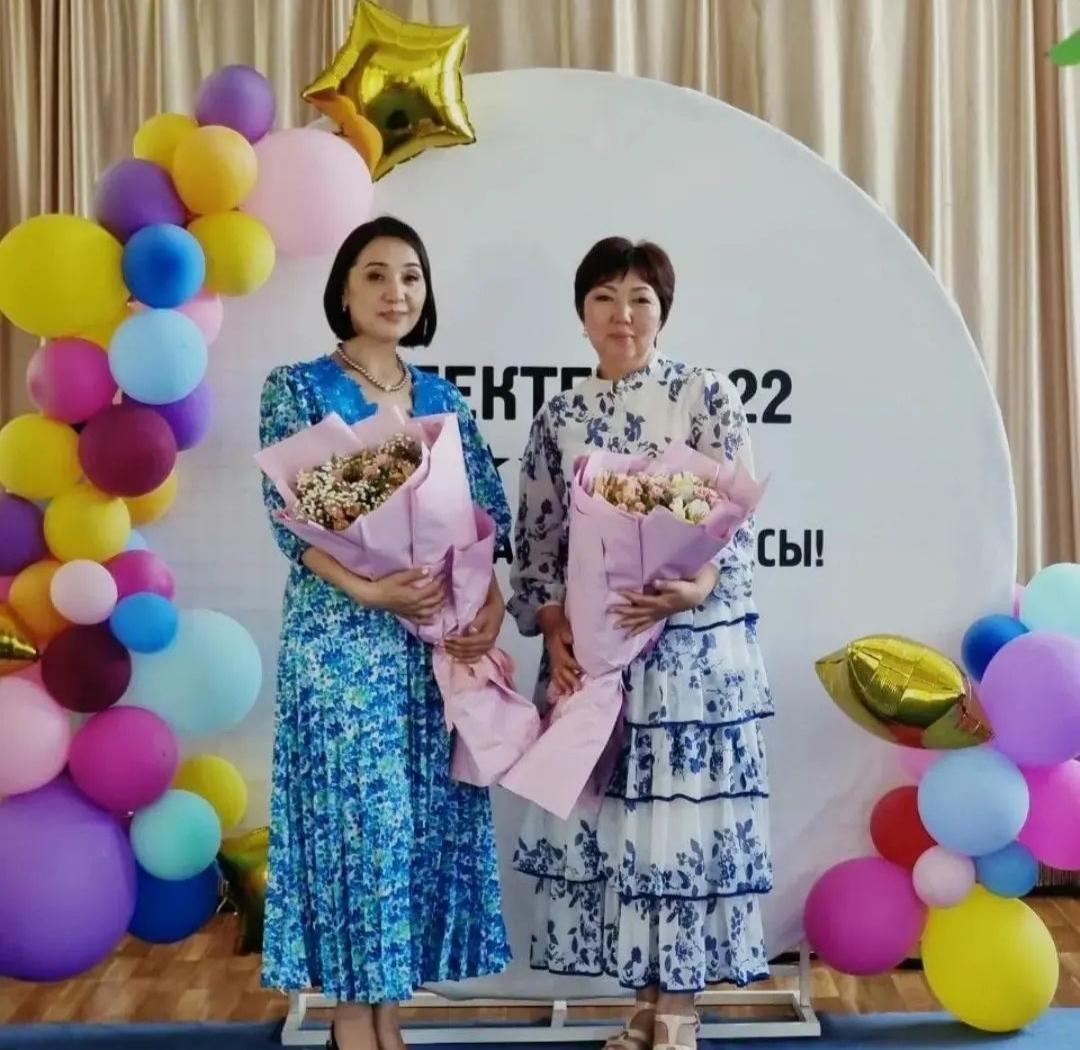 Өсті ақыл,ойларың,Өсті міне бойларың,Қуанышқа ортақпыз,Құтты болсын тойларың!Мектепалды Ботақан тобының "Қош бол балабақшам" атты ертеңгілігі